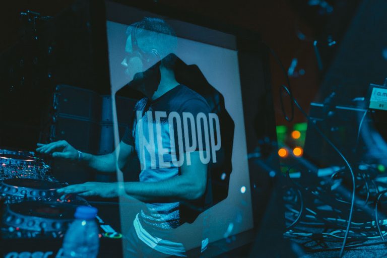 Neopop portada 2