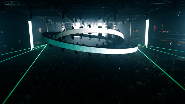 high CODE '2 25.01_20_44_07.Imagen fija014