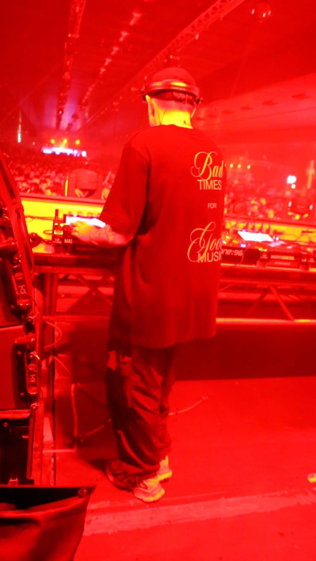 st circus.00_22_20_49.Imagen fija003