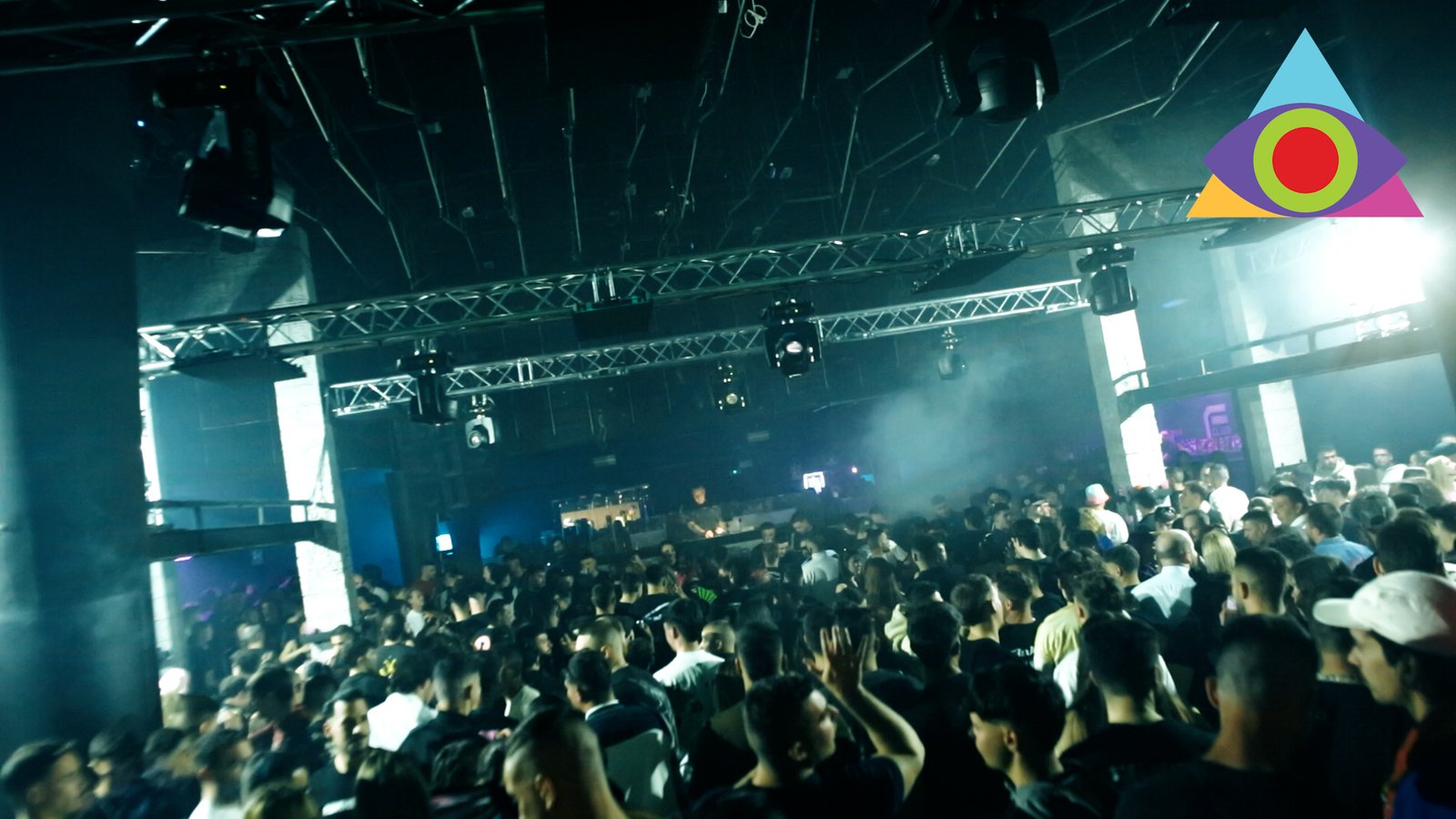 #CrónicasLV : Asistimos al inicio de F Club, una nueva etapa en un legendario Club.